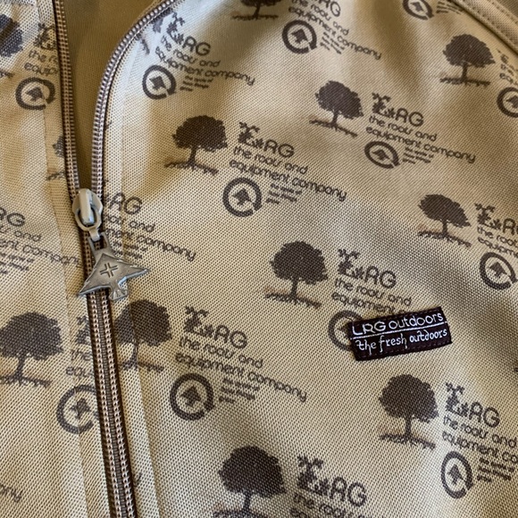 Keep it Classic 👌🏼 - Picture 2 of 4